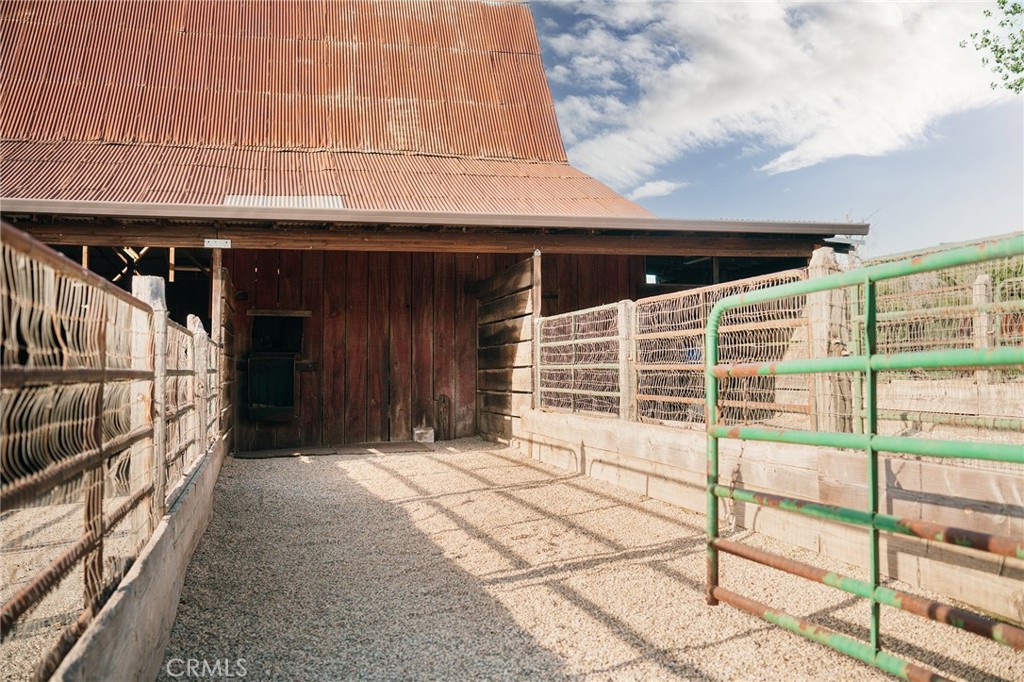 1477 Flag Creek Road Oroville, CA 95965 - Photo 45 of 75 a view of a house with a large window