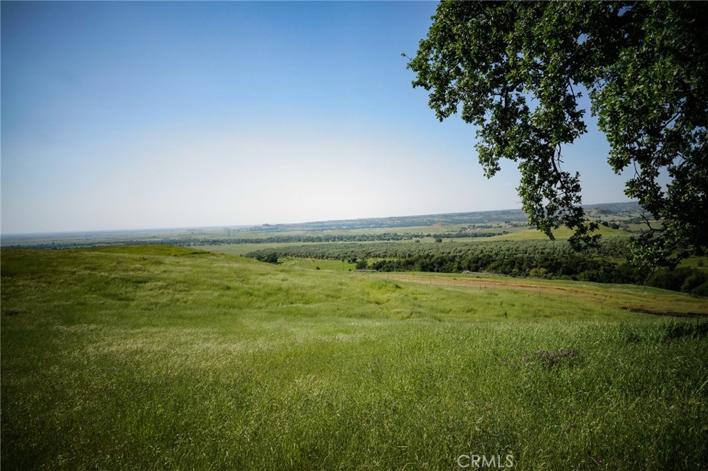 1477 Flag Creek Road Oroville, CA 95965 - Photo 61 of 75 a view of an ocean and beach