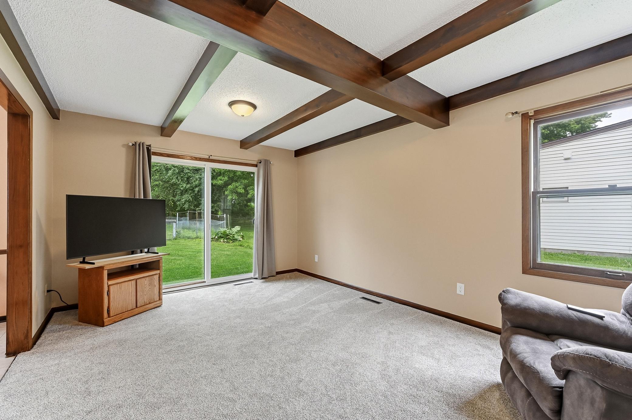 1805 Marvale Avenue Southeast Rochester, MN 55904 - Photo 2 of 25