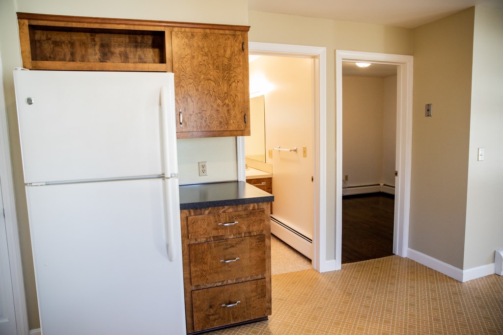 11 Milk Street, Unit 2 Bristol, RI 02809 - Photo 7 of 19