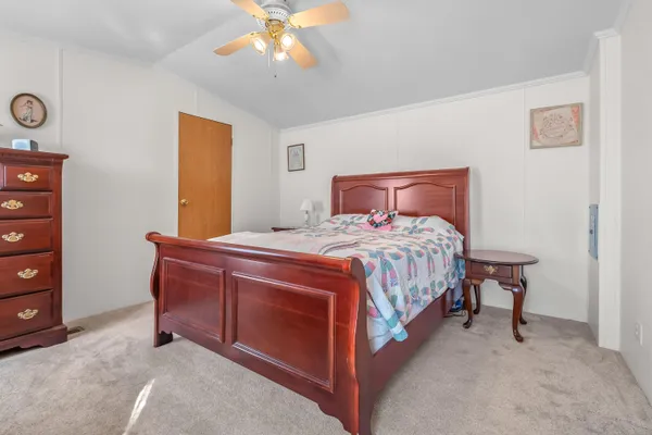 $275,000 | 2722 Woodsview Drive, Hillsdale, MI 49242