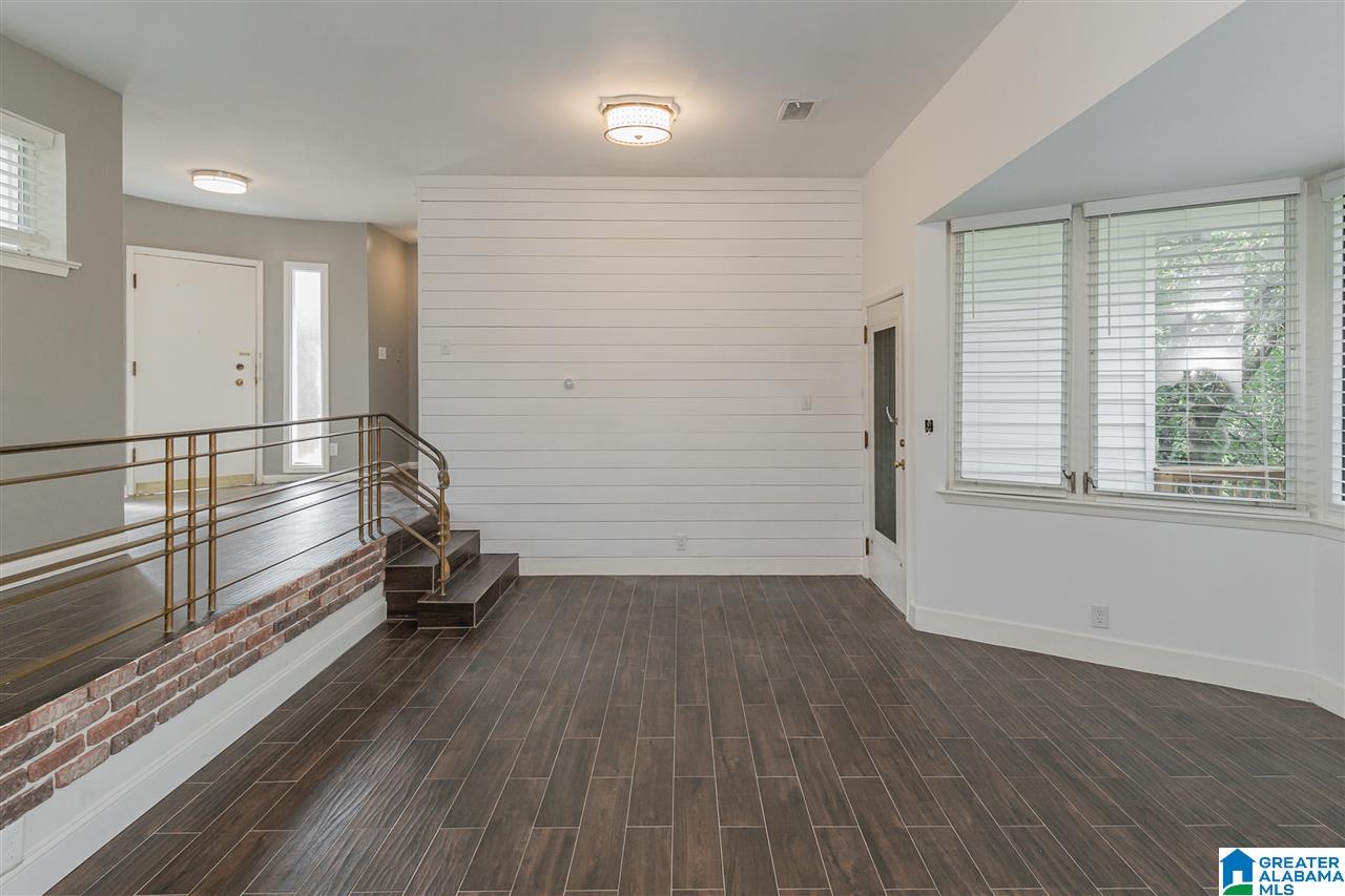 1320 Shades Crest Road Birmingham, AL 35226 - Photo 8 of 34