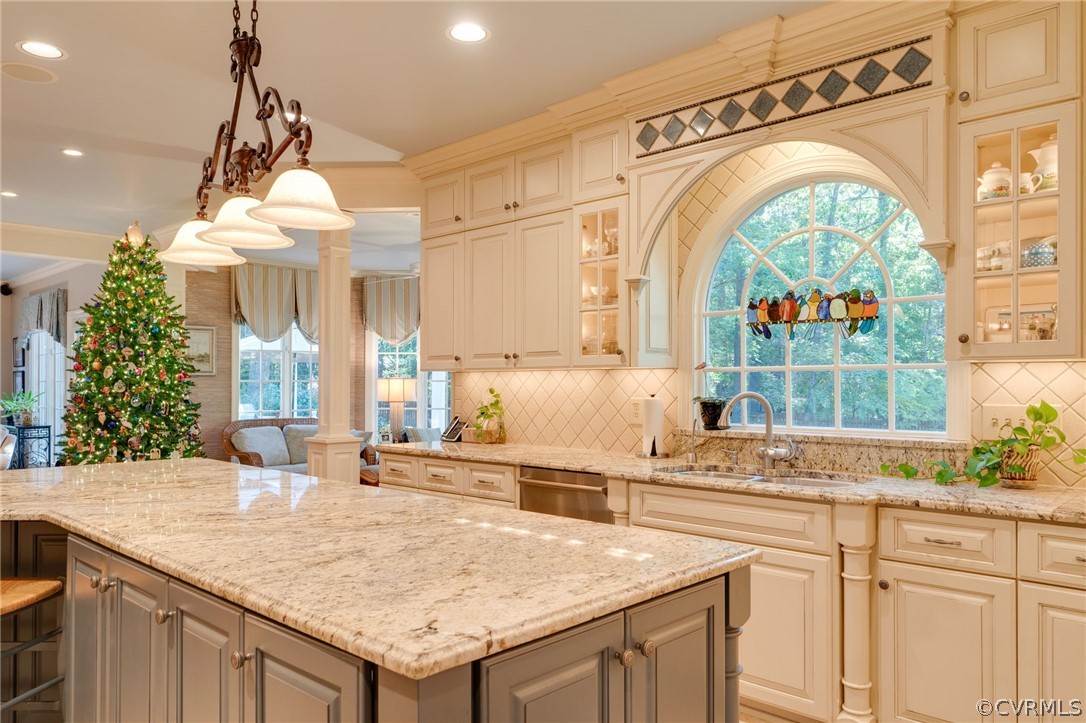 2905 Sweetspire Ridge Midlothian, VA 23113 - Photo 9 of 46 Gallery Image 9