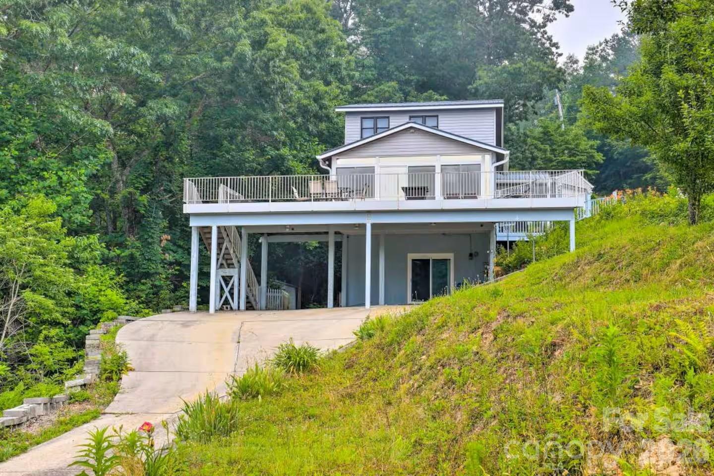 553 Deep Gap Road Sylva, NC 28779 - Photo 5 of 30