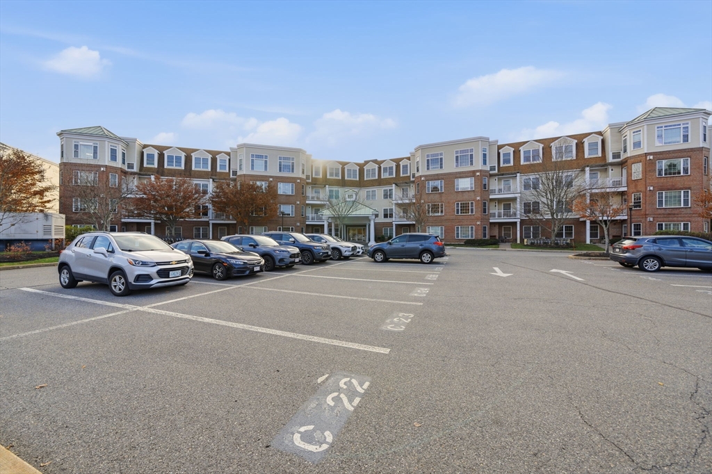 295 Salem Street, Unit 82 Woburn, MA 01801 - Photo 34 of 36