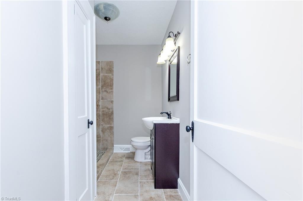 201 Shamrock Road Asheboro, NC 27203 - Photo 12 of 29 Gallery Image 12