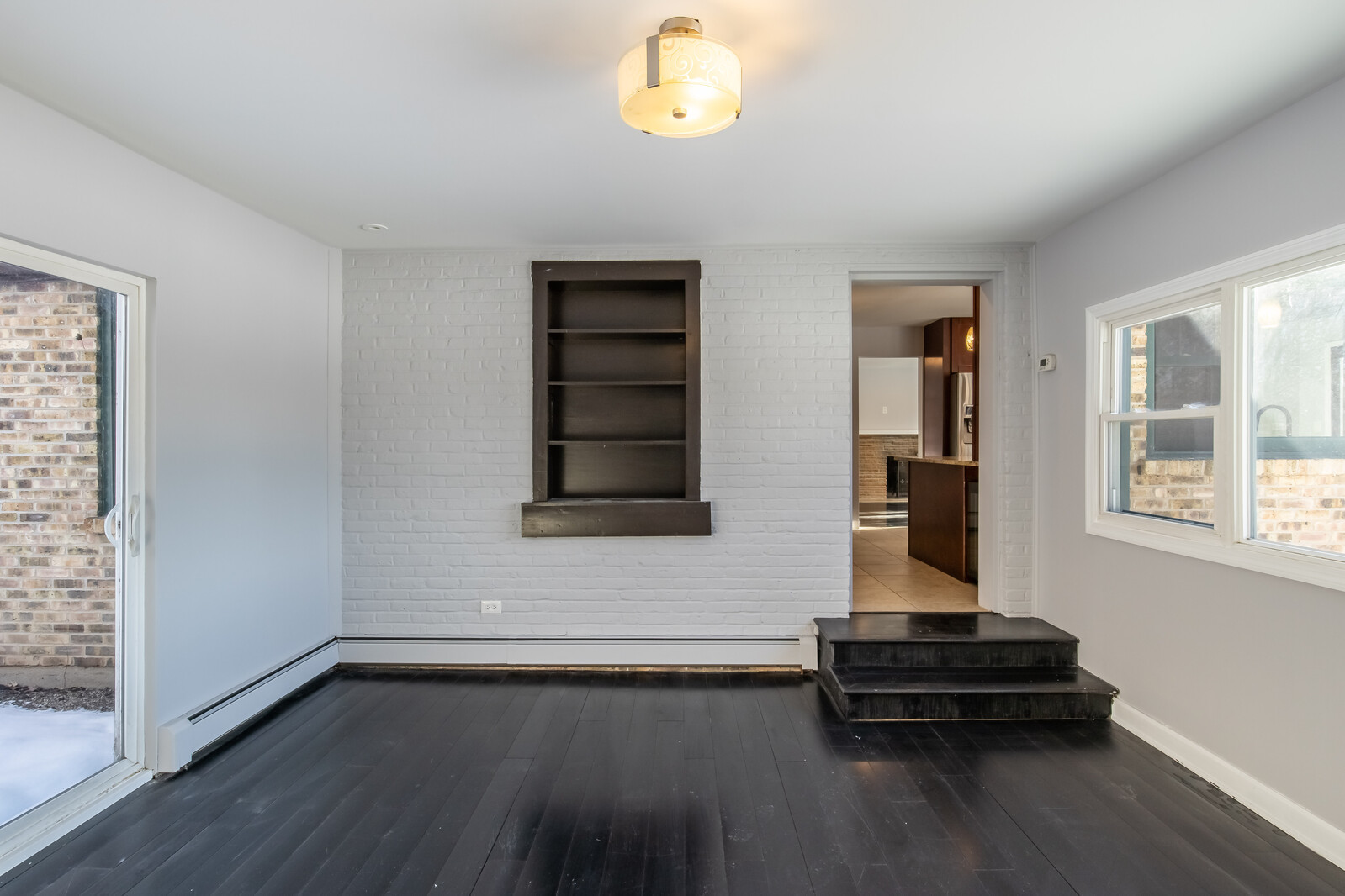 2950 Riverwoods Road Riverwoods, IL 60015 - Photo 14 of 25 a living room with furniture and a window