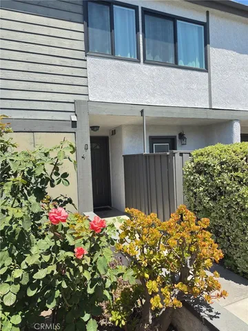 $3,750 | 11311 Tampa Avenue, Unit 4, Porter Ranch, CA 91326