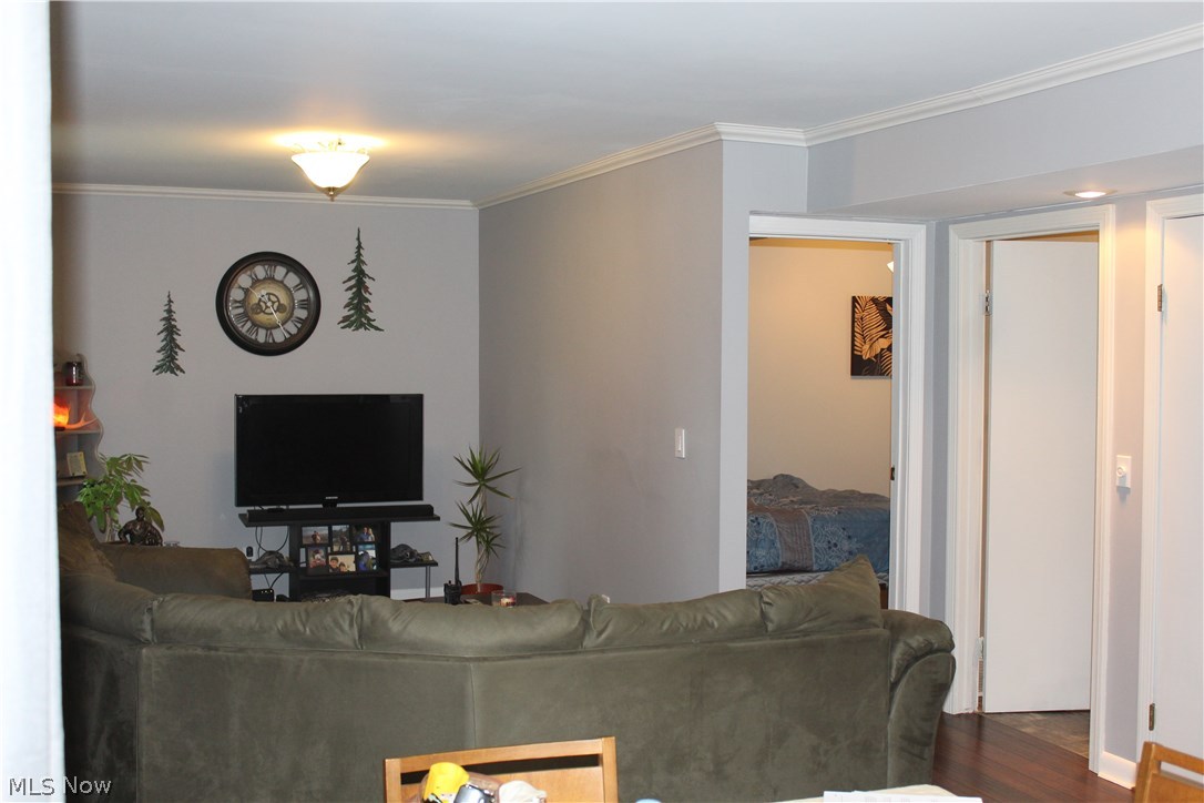 2157 Manor Road Uniontown, OH 44685 - Photo 6 of 22