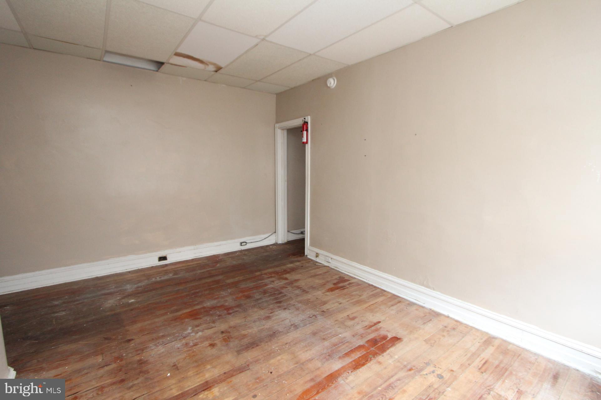 826 Wynnewood Road Philadelphia, PA 19151 - Photo 15 of 32 Gallery Image 15