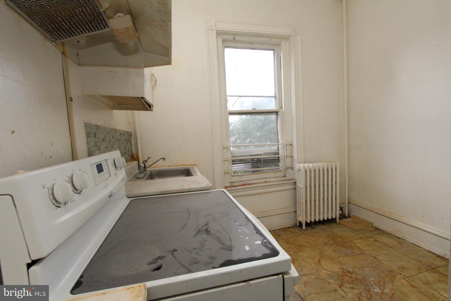 826 Wynnewood Road Philadelphia, PA 19151 - Photo 22 of 32 Gallery Image 22