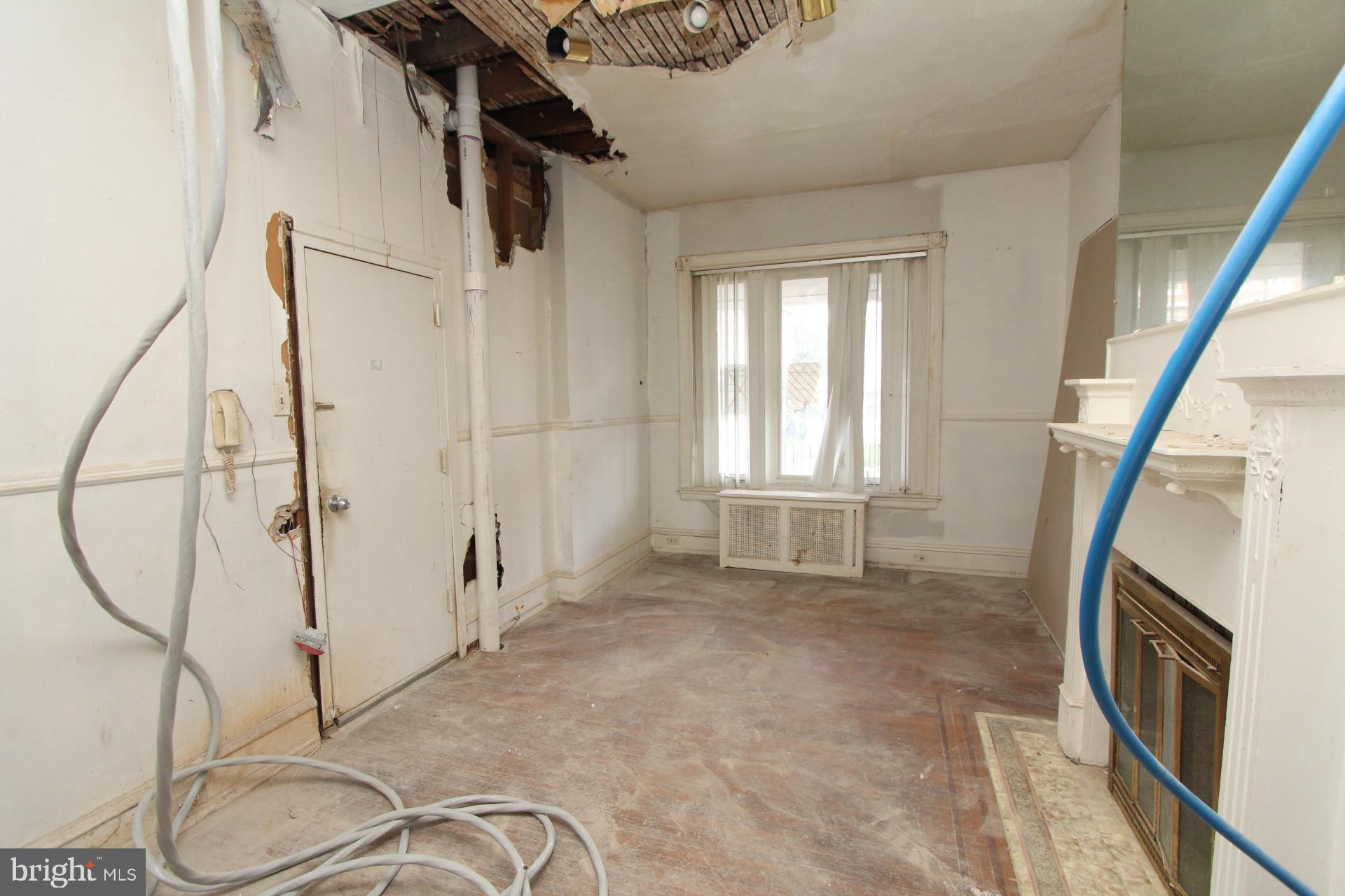 826 Wynnewood Road Philadelphia, PA 19151 - Photo 7 of 32 Gallery Image 7