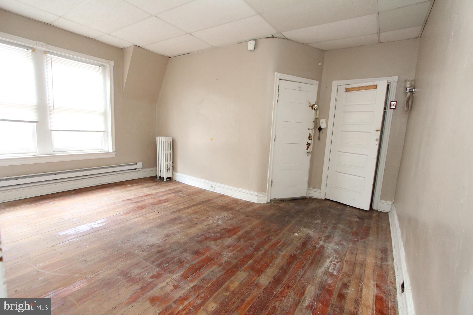 826 Wynnewood Road Philadelphia, PA 19151 - Photo 9 of 32 Gallery Image 9