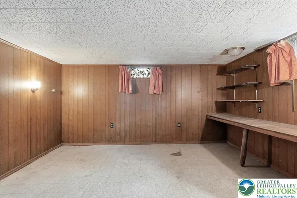 $319,900 | 4061 Hampshire Court, Allentown, PA 18104