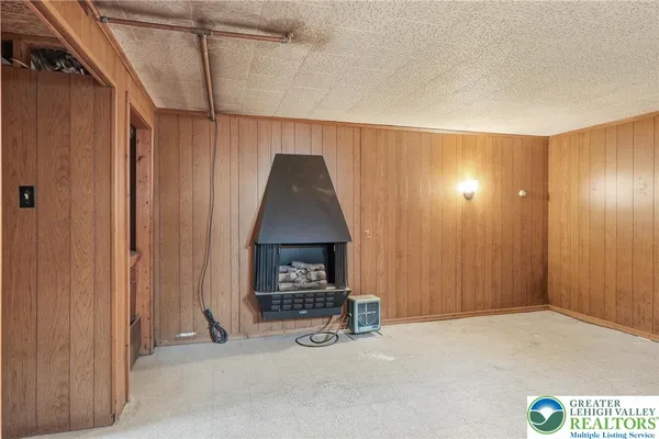 $319,900 | 4061 Hampshire Court, Allentown, PA 18104