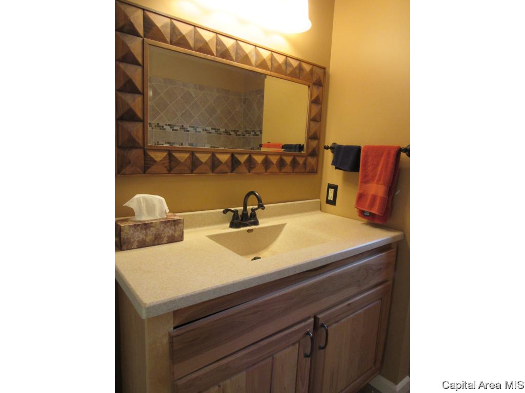 5305 Collins Way Springfield, IL 62703 - Photo 14 of 28