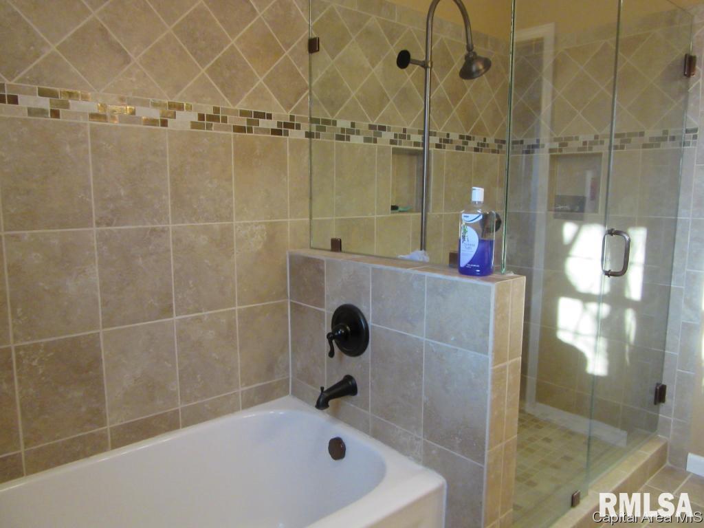 5305 Collins Way Springfield, IL 62703 - Photo 16 of 28