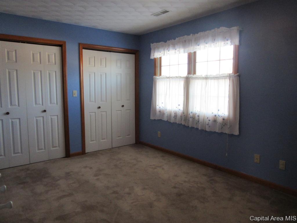 5305 Collins Way Springfield, IL 62703 - Photo 9 of 28