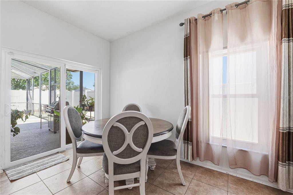 704 Parsons Pointe Street Seffner, FL 33584 - Photo 17 of 36