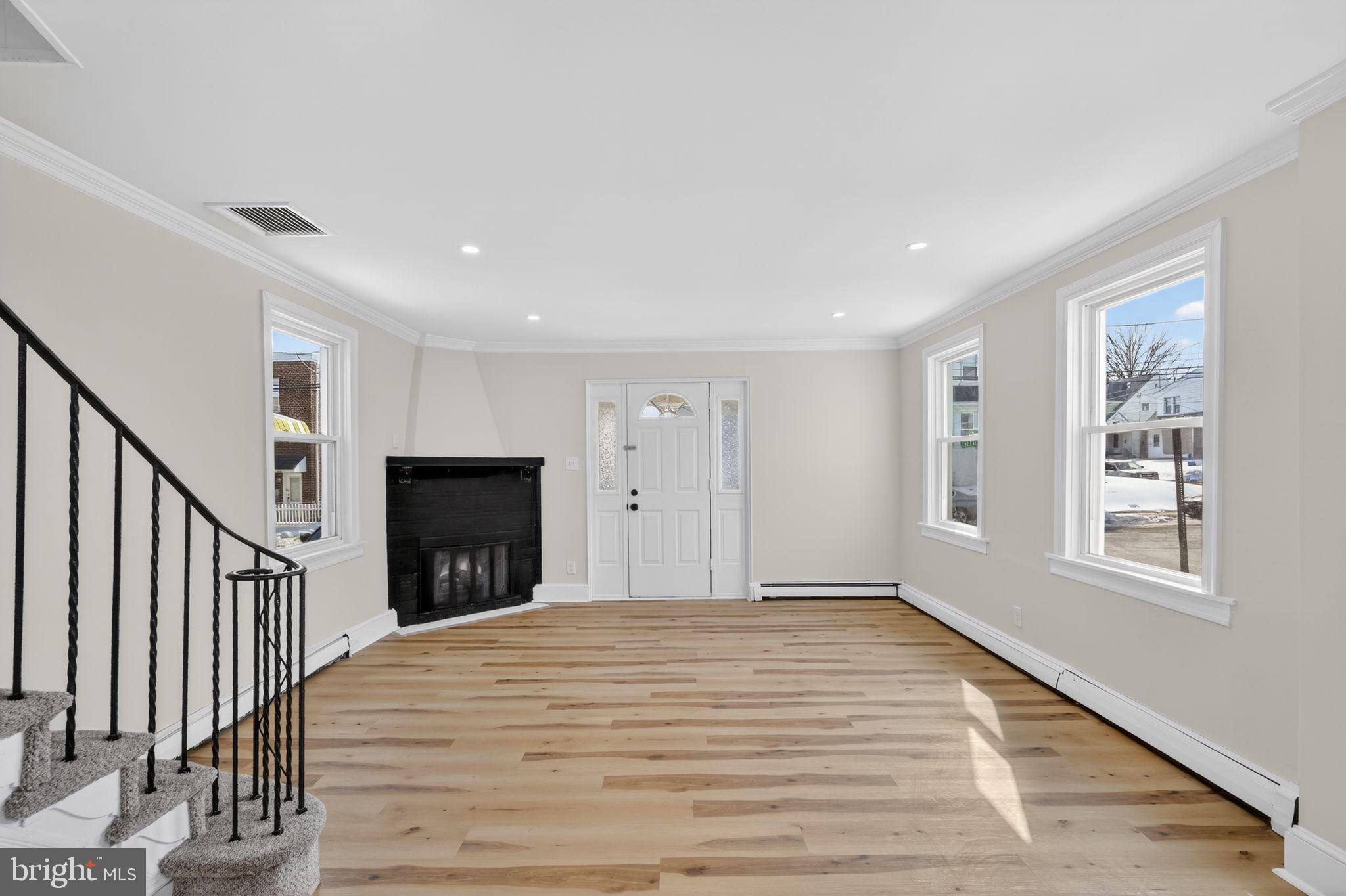 129 South Keystone Avenue Upper Darby, PA 19082 - Photo 12 of 31