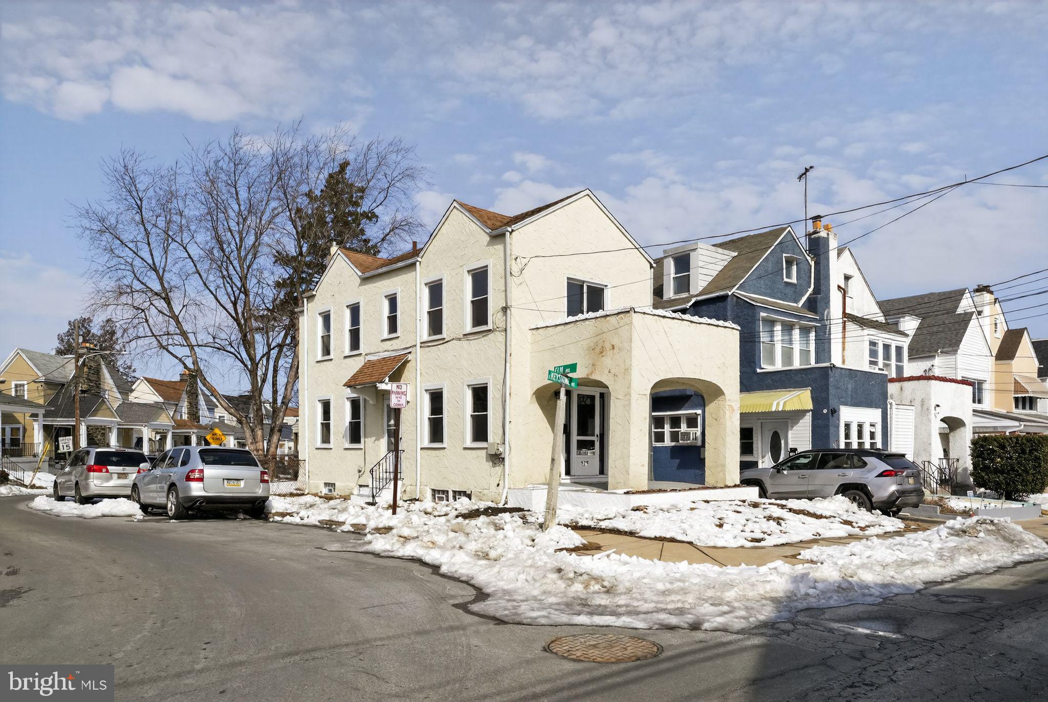 129 South Keystone Avenue Upper Darby, PA 19082 - Photo 3 of 31