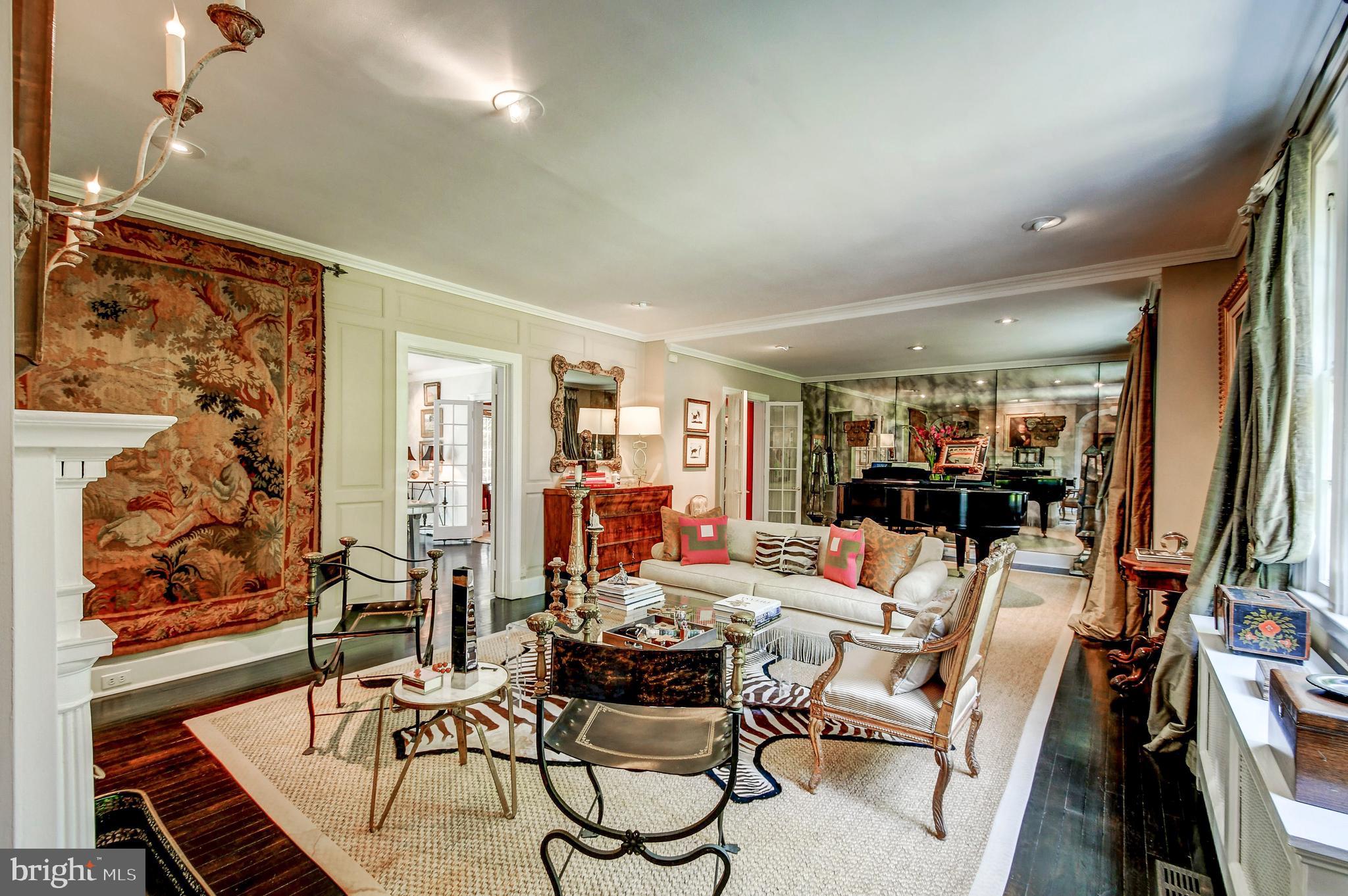 801 St Georges Road Baltimore, MD 21210 - Photo 11 of 90 Decorator's dream touches