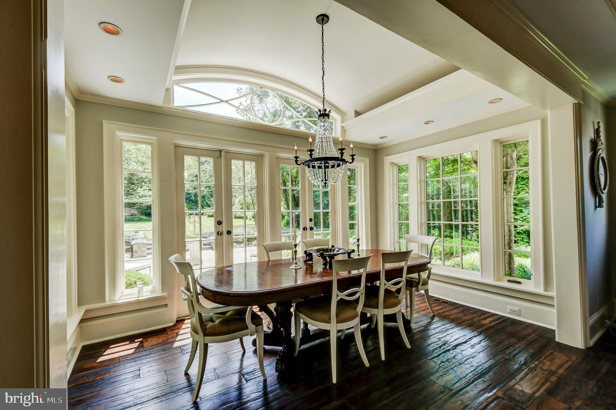 801 St Georges Road Baltimore, MD 21210 - Photo 30 of 90 Dining