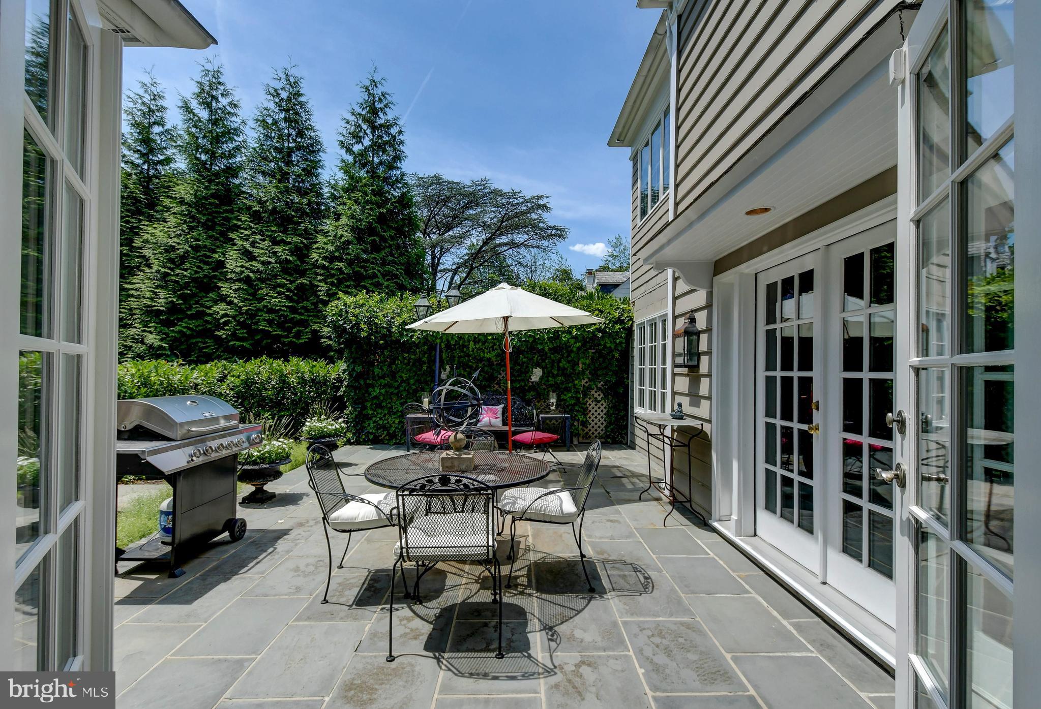 801 St Georges Road Baltimore, MD 21210 - Photo 67 of 90 Outdoor spaces