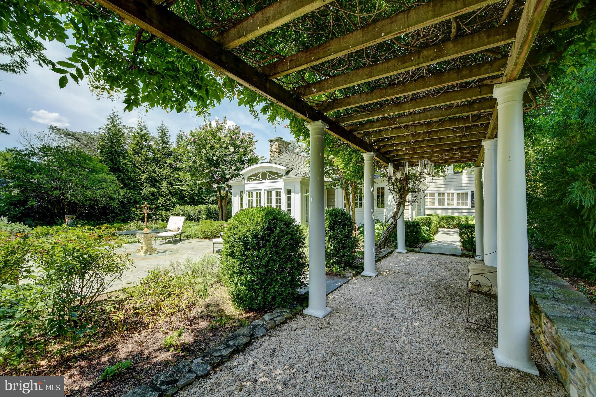 801 St Georges Road Baltimore, MD 21210 - Photo 78 of 90 Arbor - imagine a buffet here