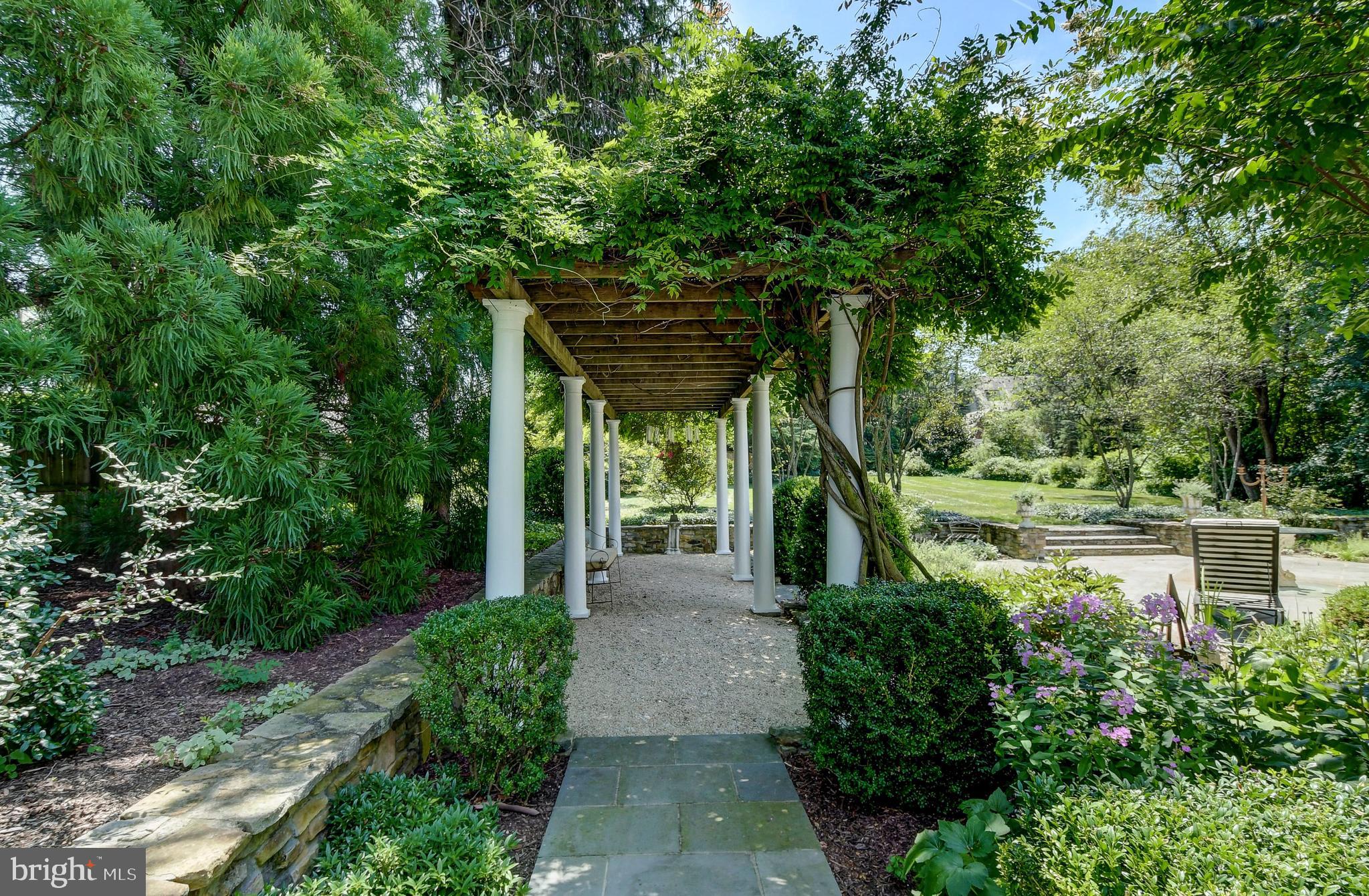 801 St Georges Road Baltimore, MD 21210 - Photo 79 of 90 Charm