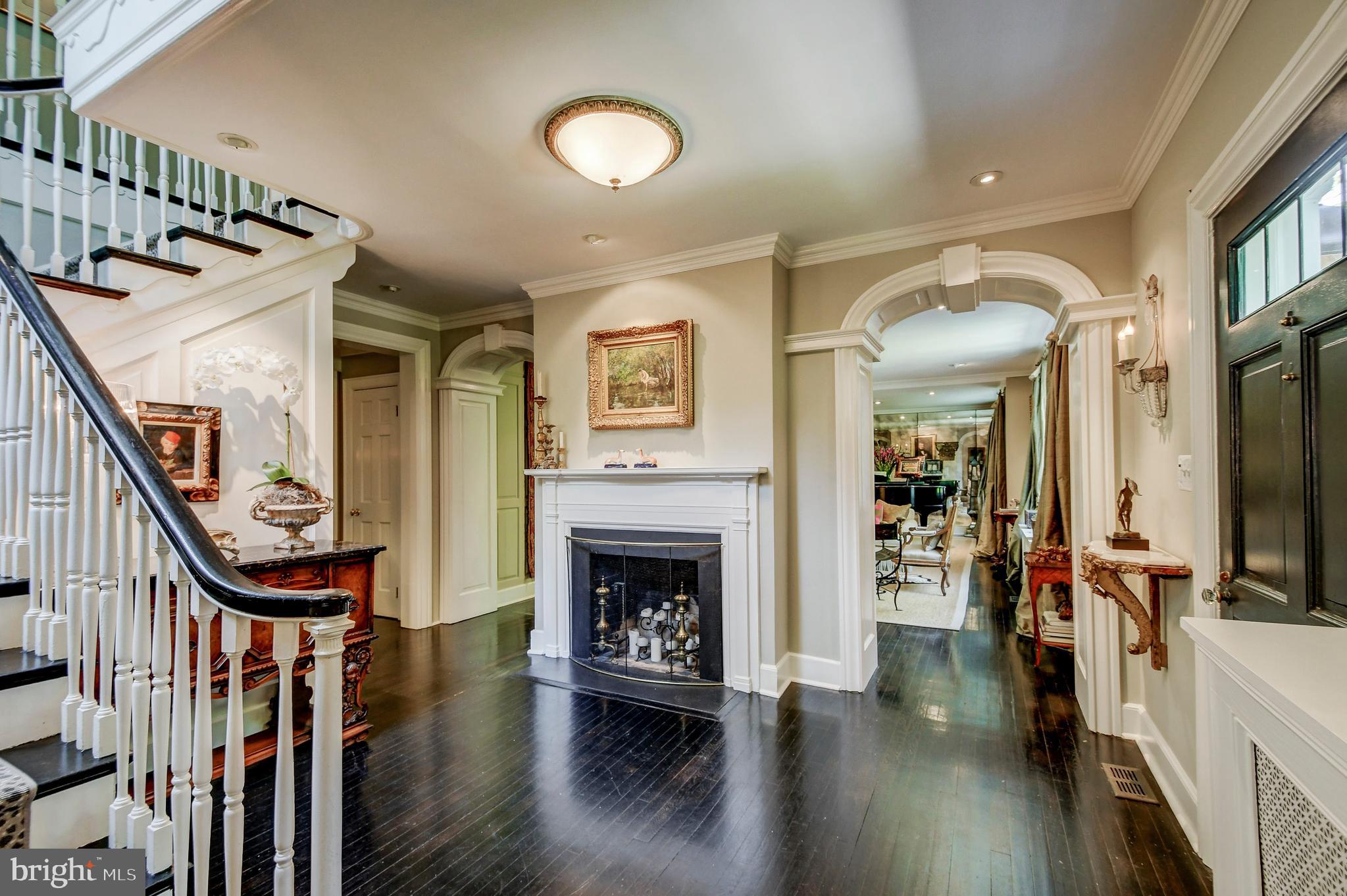 801 St Georges Road Baltimore, MD 21210 - Photo 9 of 90 Timeless details