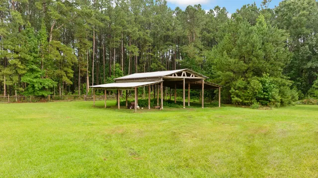 $675,000 | 1677 French Santee Road, Jamestown, SC 29453