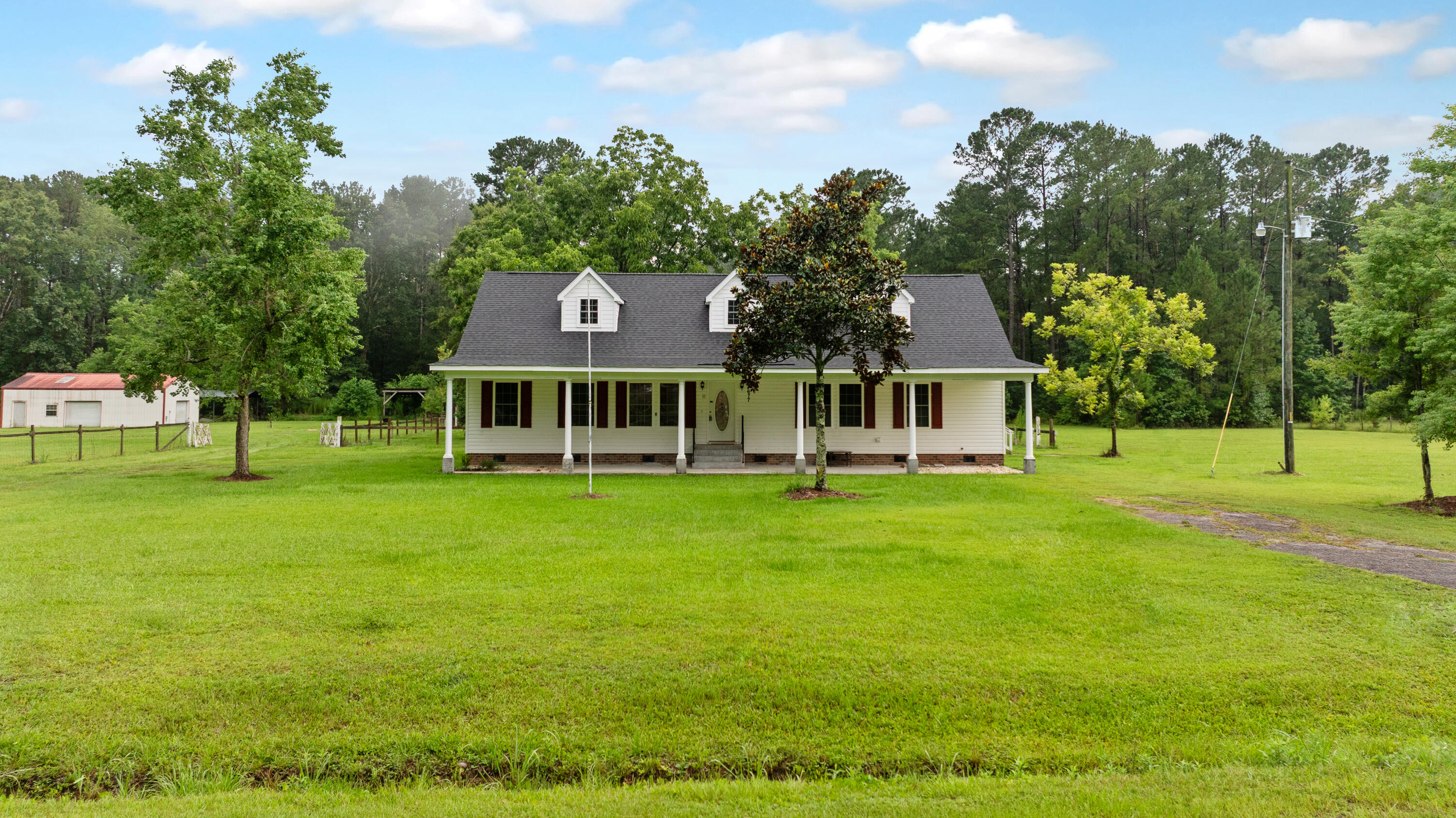 1677 French Santee Road Jamestown, SC 29453 - Photo 35 of 50 1677FrenchSantee.NicoleBurbagePhoto-3