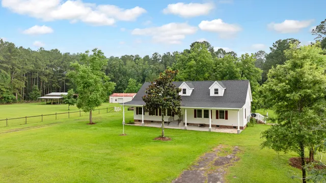 $675,000 | 1677 French Santee Road, Jamestown, SC 29453