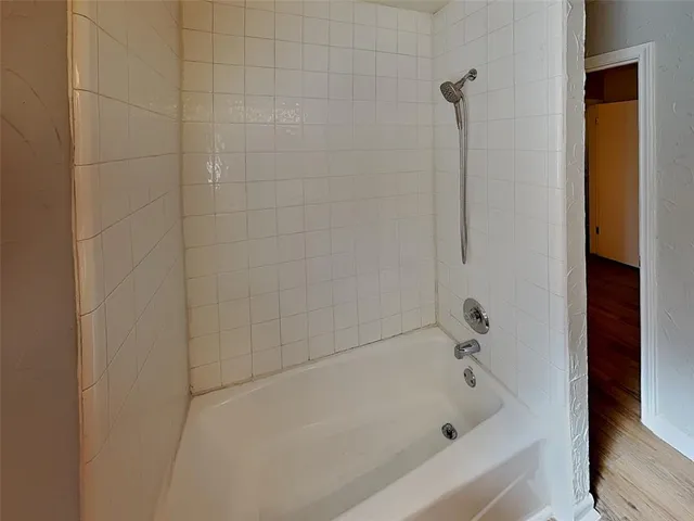 a bathroom with a bathtub