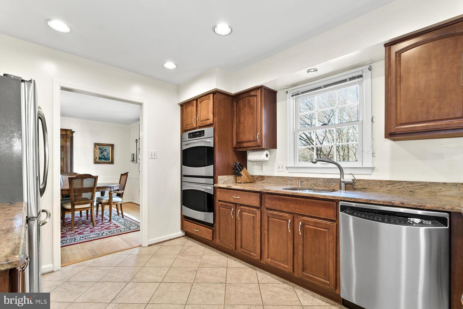 16818 Excaliber Way Sandy Spring, MD 20860 - Photo 11 of 35 Kitchen
