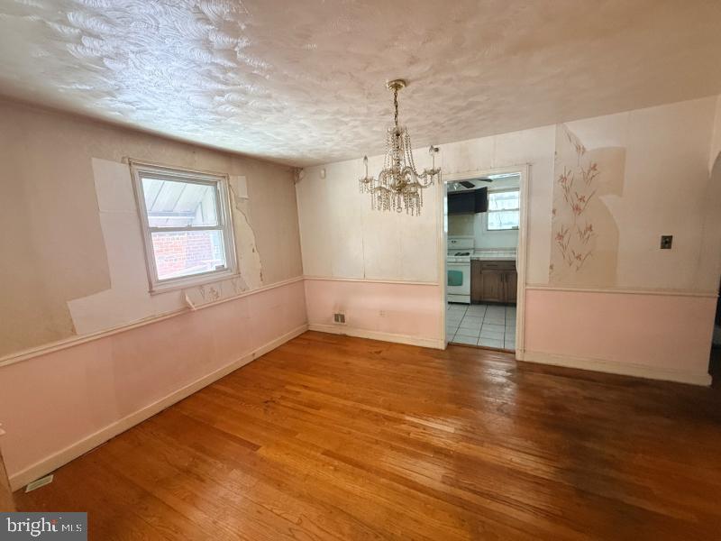 125 48th Place Northeast Washington, DC 20019 - Photo 4 of 12