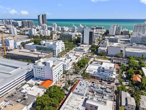 a picture of city view