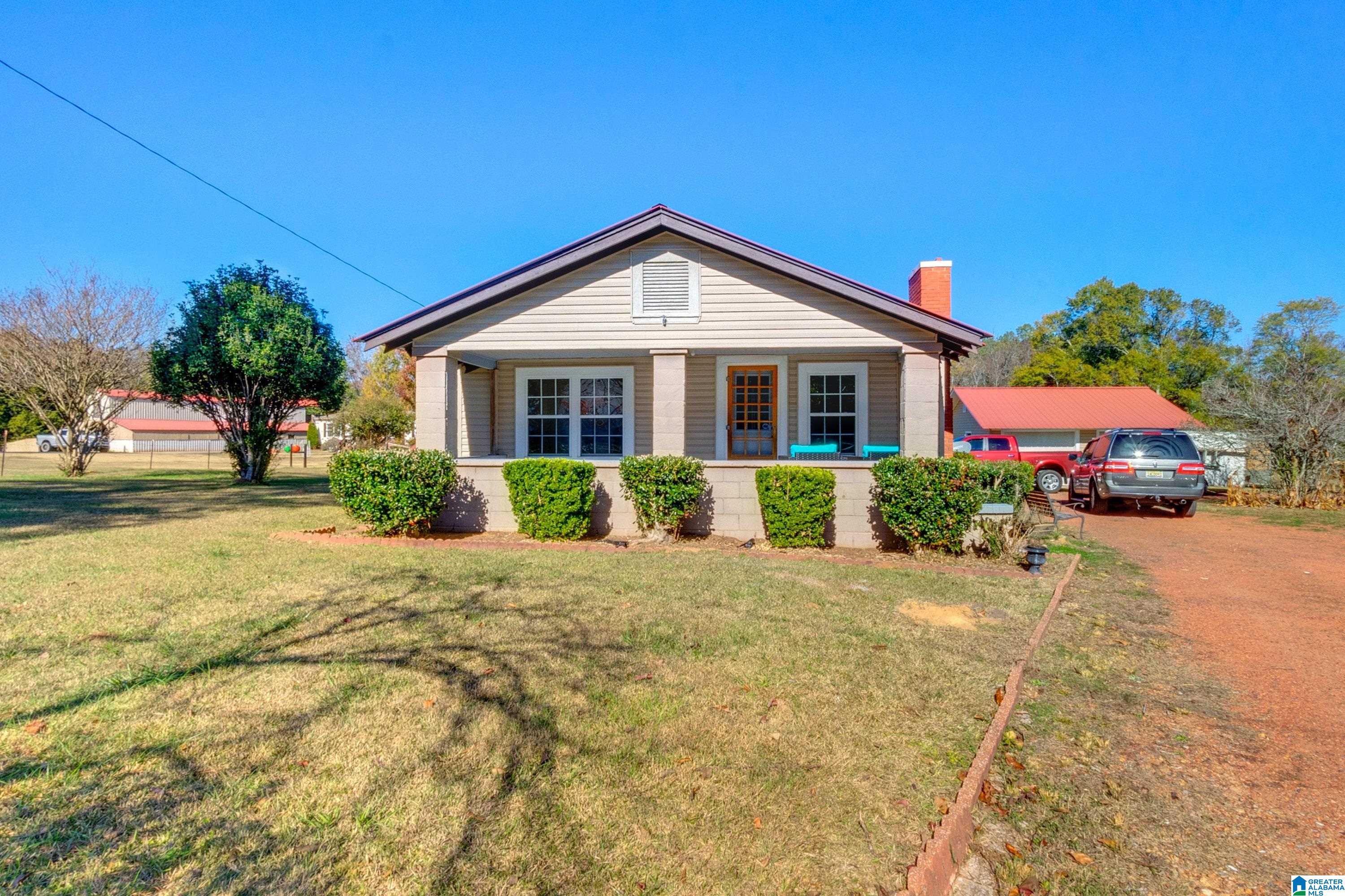 1207 County Road 153 Jemison, AL 35085 - Photo 4 of 54