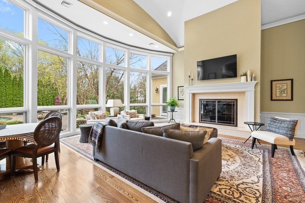 39 Prospect Street Topsfield, MA 01983 - Photo 11 of 42 Gallery Image 11