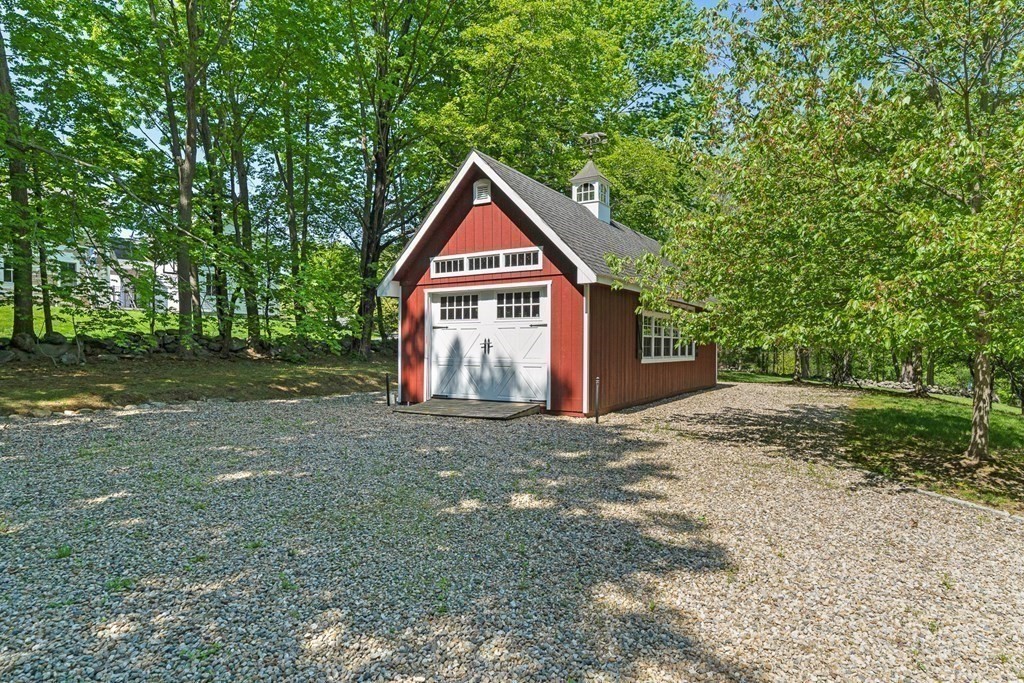 39 Prospect Street Topsfield, MA 01983 - Photo 42 of 42 Gallery Image 42