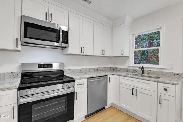 $1,650 | 106 North Franklin Street, Unit 106, Wake Forest, NC 27587