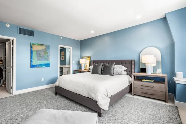 $10,000 | 201 Newbury Street, Unit 405, Boston, MA 02116