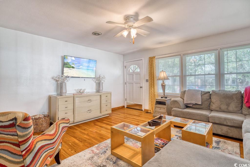 1682 Wren Street Georgetown, SC 29440 - Photo 5 of 26 Gallery Image 5
