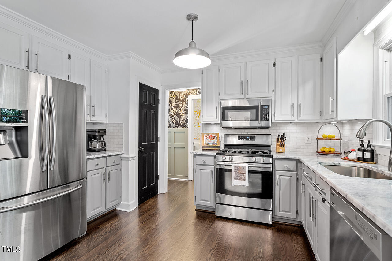 120 Canterfield Road Cary, NC 27513 - Photo 24 of 46 120 Canterfield Road_21