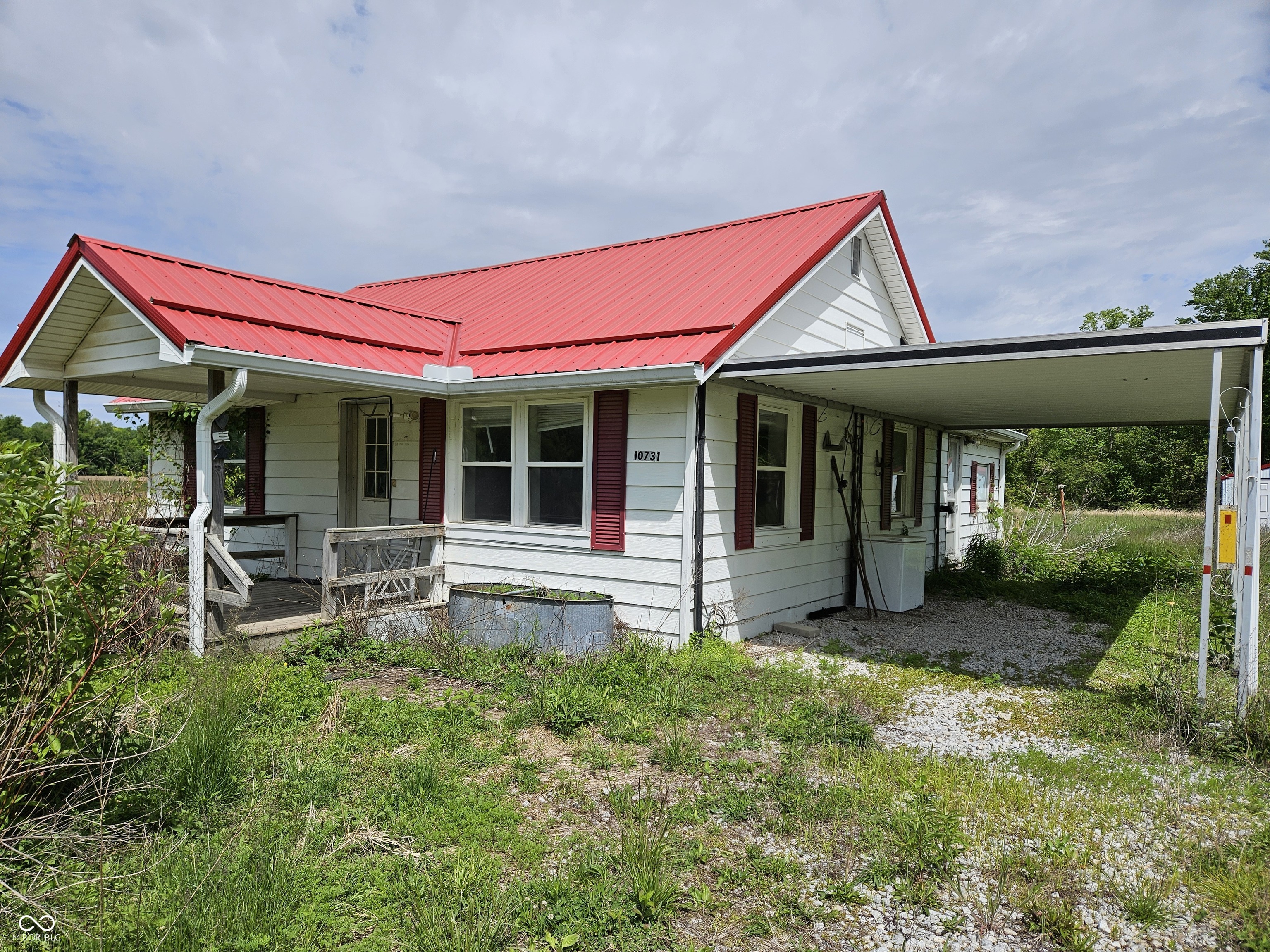 10731 Newport Road Bowling Green, IN 47833 - Photo 1 of 25