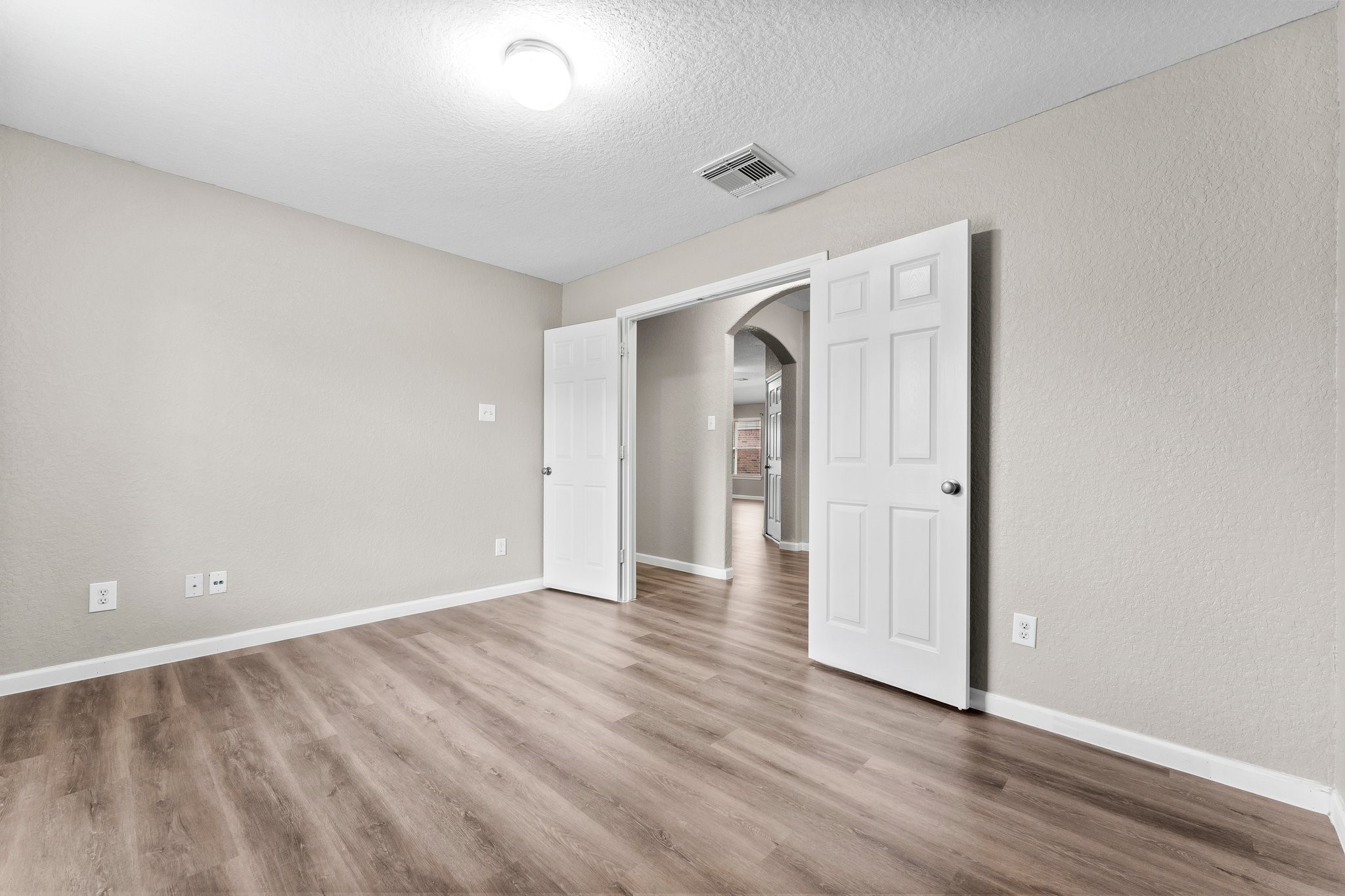 22014 Briarvine Court Spring, TX 77389 - Photo 7 of 43 Gallery Image 7
