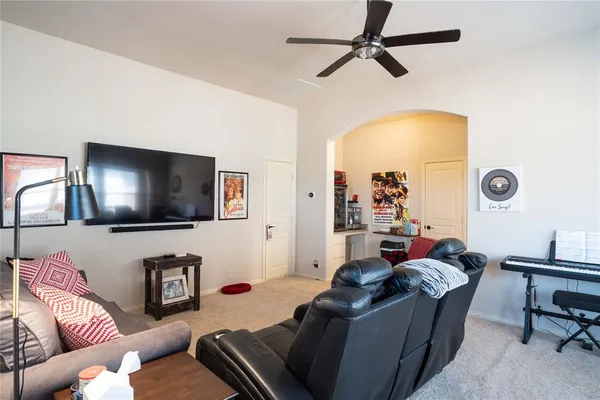 $2,900 | 9013 Athens Drive, Denton, TX 76226