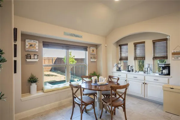 $2,900 | 9013 Athens Drive, Denton, TX 76226