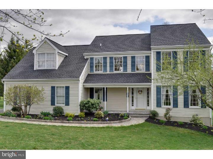 261 Spring Run Lane Downingtown, PA 19335 - Photo 22 of 25 Exterior Front